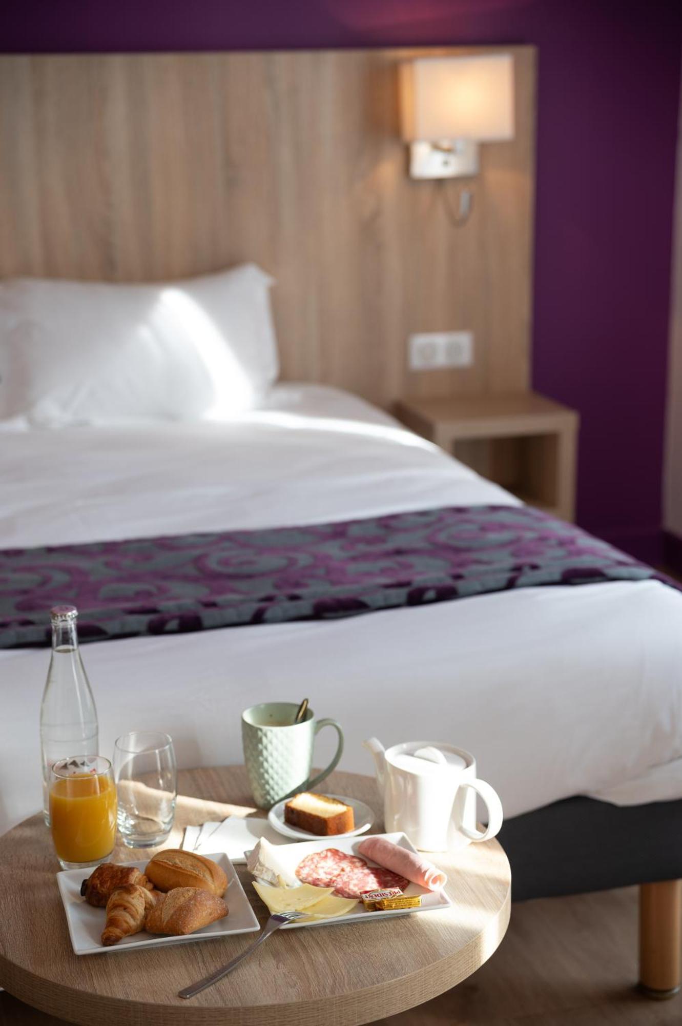 Aux Lys De Chablis Hotel Luaran gambar